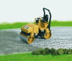 Bruder 02433 CAT Wals Asfalteerwals Caterpillar -Bruderiku Winkel bruder 02433 caterpillar straatwals speelactief.nl
