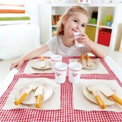 Hape – E3136 – Lunch Time Set -Bruderiku Winkel lunchtime set hape e3136 1 1